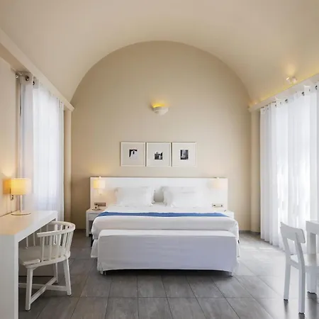 Acroterra Rosa Luxury & Hotel Akrotírion