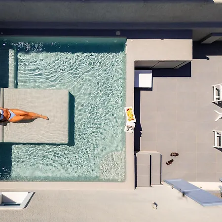 Acroterra Rosa Luxury Suites&spa Hotel Akrotírion