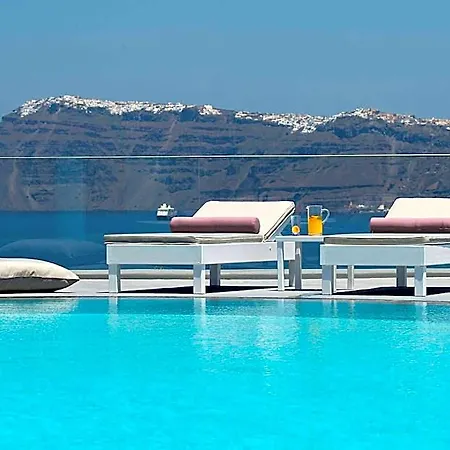 Acroterra Rosa Luxury & Akrotírion