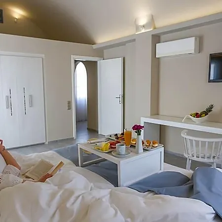 Hotel Acroterra Rosa Luxury & Akrotírion