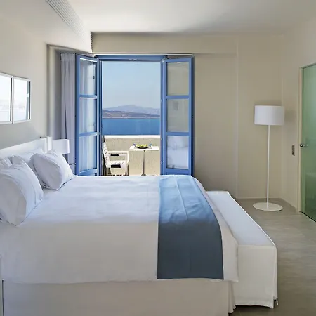 Acroterra Rosa Luxury Suites&spa Akrotírion