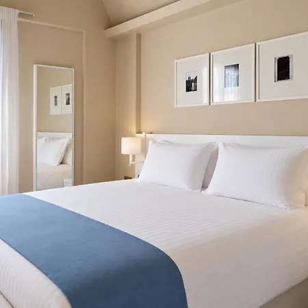 Acroterra Rosa Luxury & Hotel