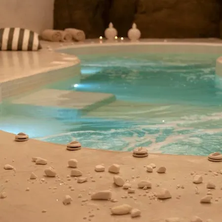 Acroterra Rosa Luxury Suites&spa