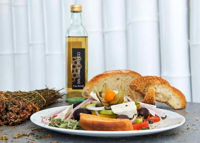 Acroterra Rosa Luxury & Akrotírion