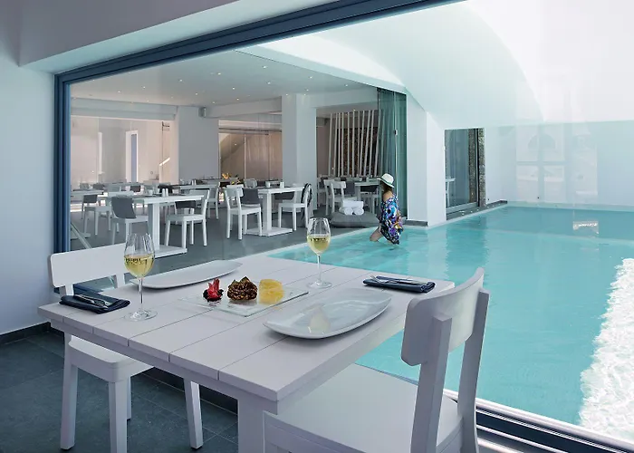 Acroterra Rosa Luxury & Ξενοδοχείο Ακρωτήρι