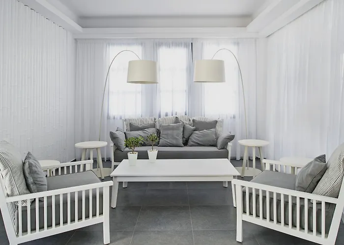 Acroterra Rosa Luxury & Ξενοδοχείο Ακρωτήρι