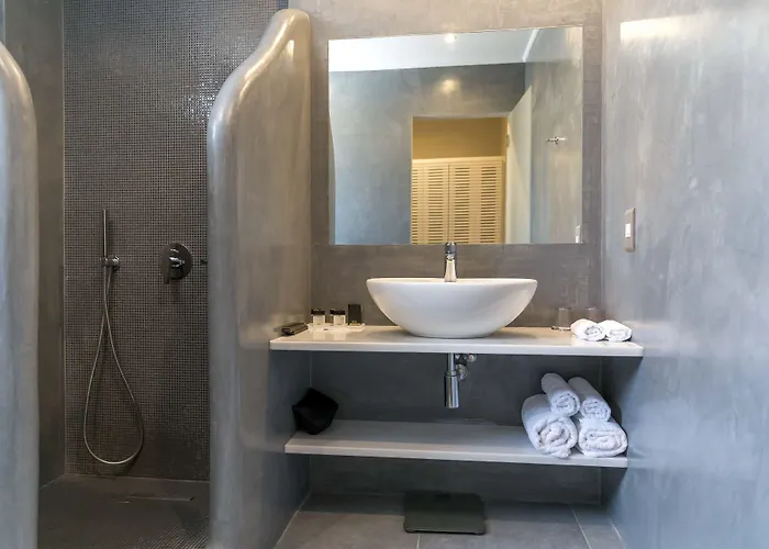 Hotel Acroterra Rosa Luxury & Akrotírion