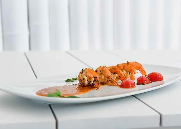 Acroterra Rosa Luxury & 5* Akrotírion