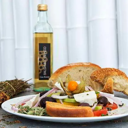 Acroterra Rosa Luxury & Akrotírion