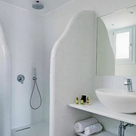 Acroterra Rosa Luxury & Отель 5*