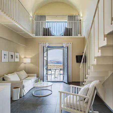 Acroterra Rosa Luxury & Акротири