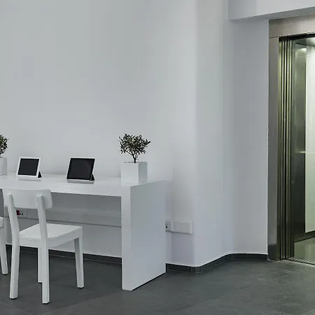 Acroterra Rosa Luxury & Отель Акротири