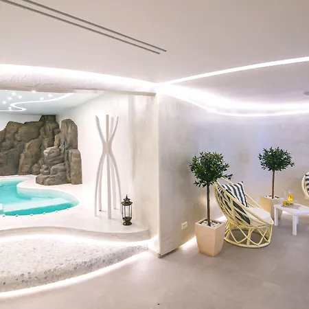 Acroterra Rosa Luxury &