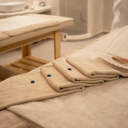 Acroterra Rosa Luxury & Hotel 5*