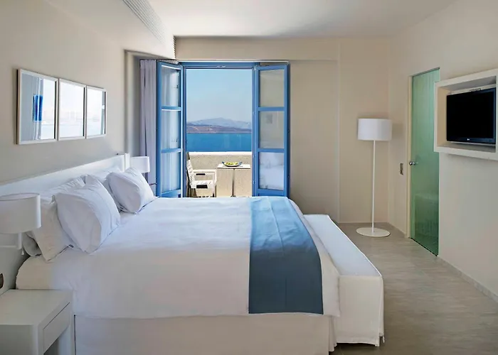 Acroterra Rosa Luxury & Hotel