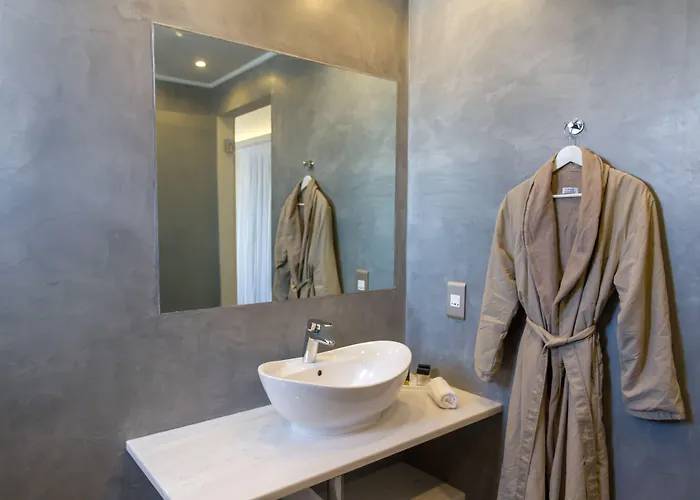 Acroterra Rosa Luxury & Akrotírion