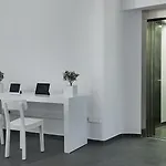 Acroterra Rosa Luxury & 酒店 Akrotírion