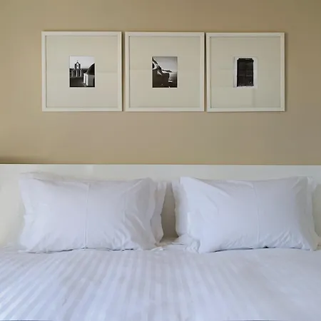 Acroterra Rosa Luxury & 5* Akrotírion