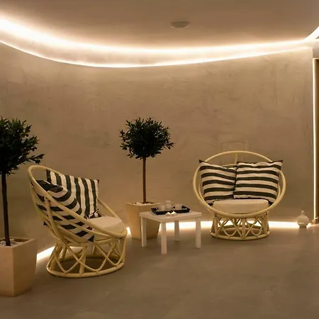 Acroterra Rosa Luxury & 5* Akrotírion