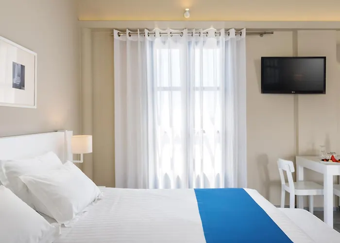 Acroterra Rosa Luxury & Hotel