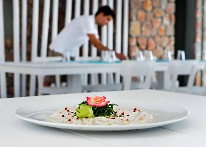 Acroterra Rosa Luxury &